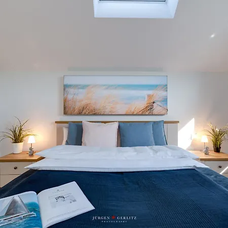 Sailors View Apartment *